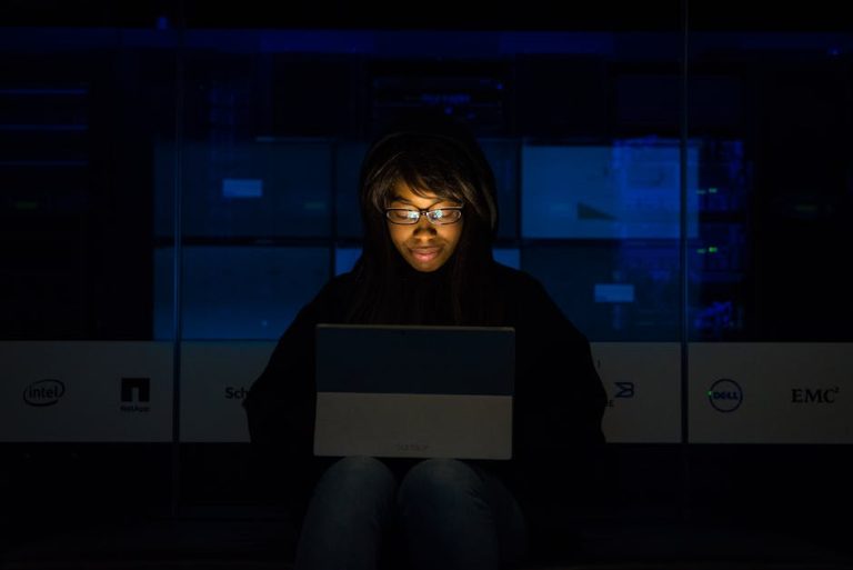 How to Become a Consumer Electronics Engineer: Ultimate Career Guide