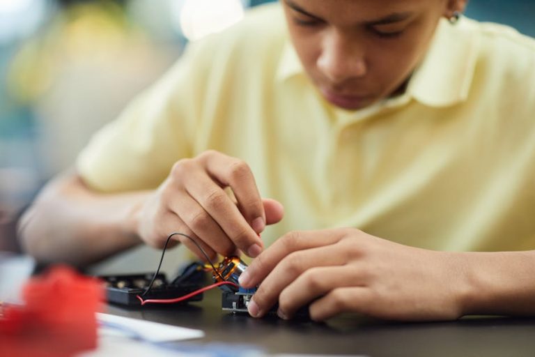 What Kind of Electronics Hobby Sparks Creativity and Innovation?